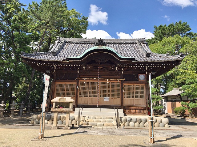 本荘神社　拝殿