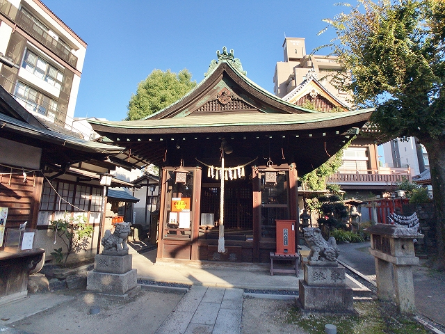 松山神社　拝殿