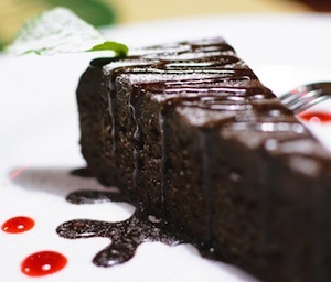 chocolate_dessert_cake_gourmet_dark_snack_food_sweet-683409.jpg
