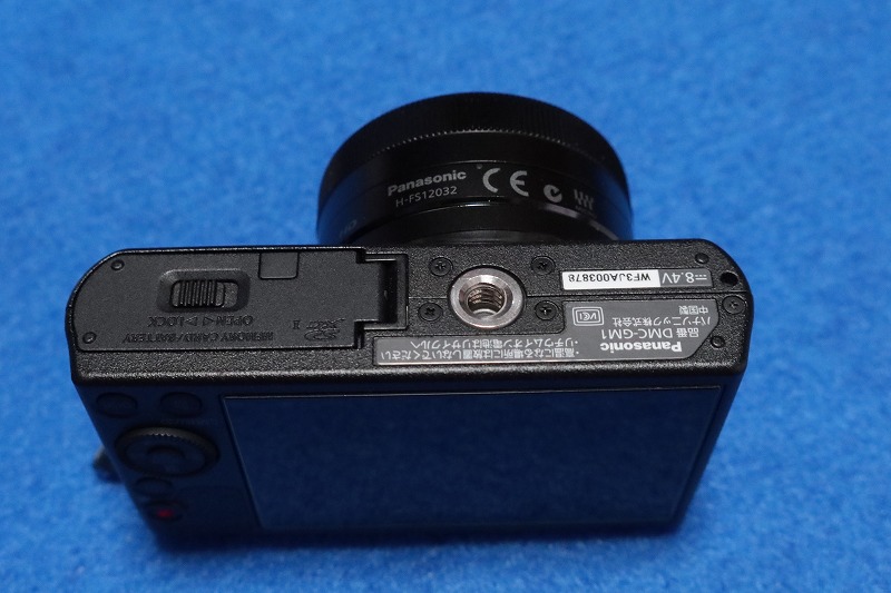 LUMIX DMC-GM1という小っちゃいレンズ交換式カメラ その2 外観編