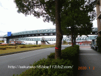 2020-1-2赤レンガ円形歩道橋