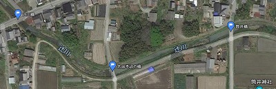 辻川にかかる橋Google マップ